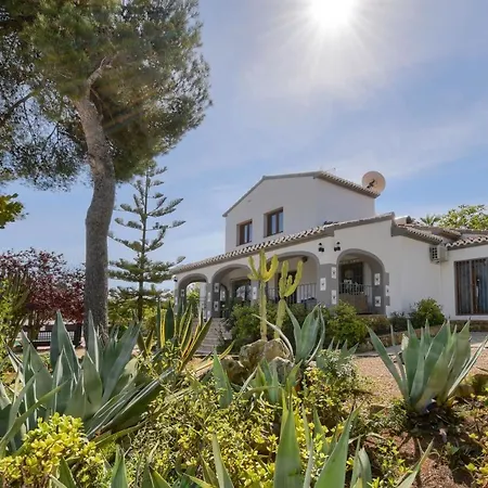 Villa Luna *